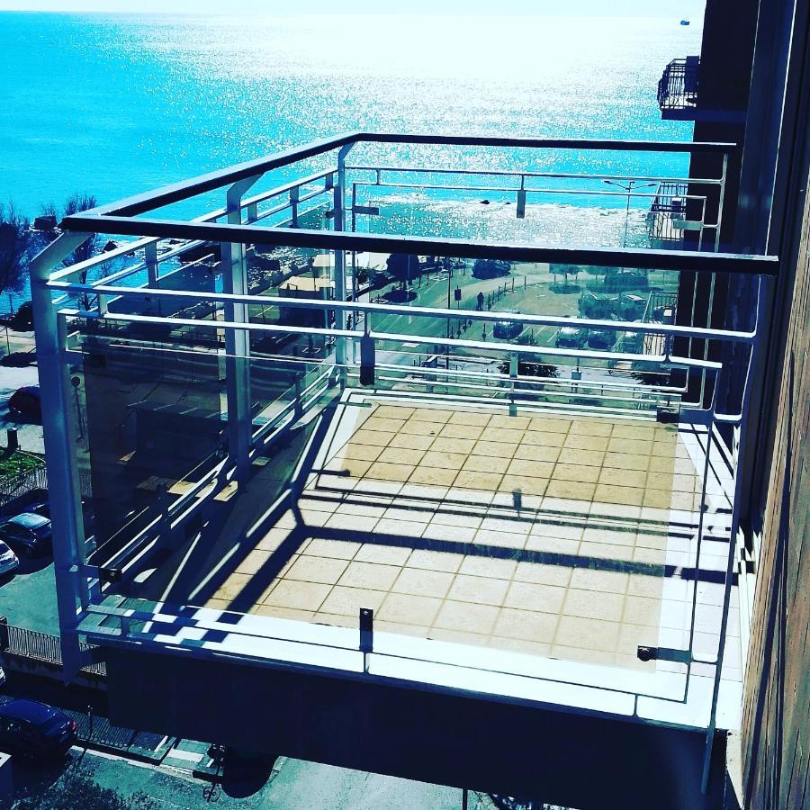 סלרנו V I P Suites Cielo Stellato On Concordia Sea מראה חיצוני תמונה