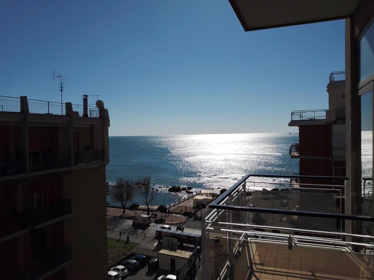 סלרנו V I P Suites Cielo Stellato On Concordia Sea מראה חיצוני תמונה